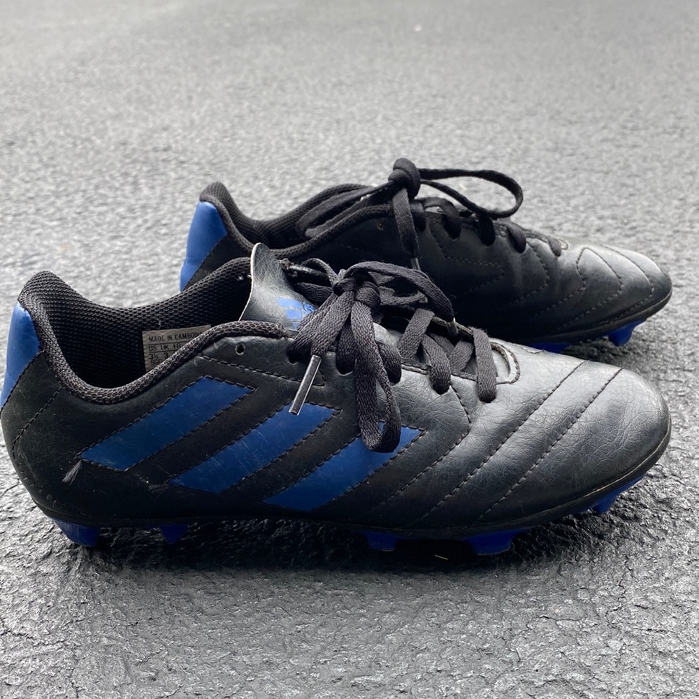Adidas soccer cleats